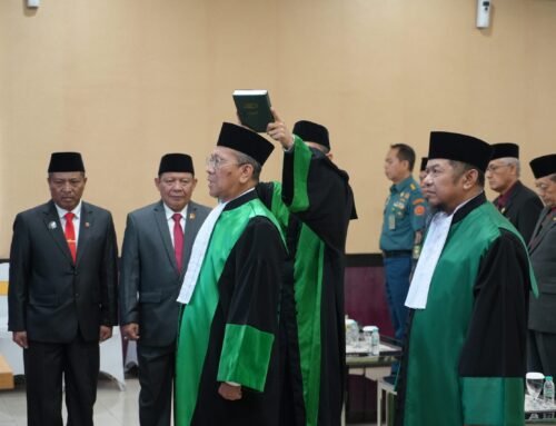 Ketua PA Blitar Hadiri Pembinaan dan Pelantikan Wakil Ketua serta Hakim Tinggi PTA Surabaya