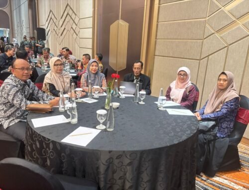 Ketua dan Panitera PA Blitar Ikuti Evaluasi Administrasi Kasasi dan PK Secara Elektronik