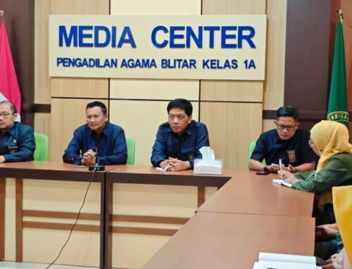 Panitera Pengadilan Agama Blitar Pimpin Rapat Bahas Panjar Biaya Perkara