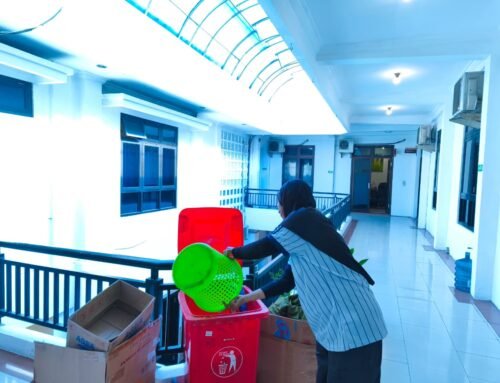 Lingkungan Bersih, Pelayanan Lebih Berseri